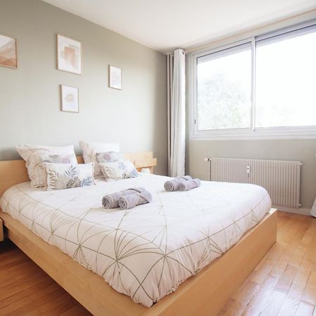 Appartement Spacieux Avec Balcon Bourg-en-Bresse Exterior foto